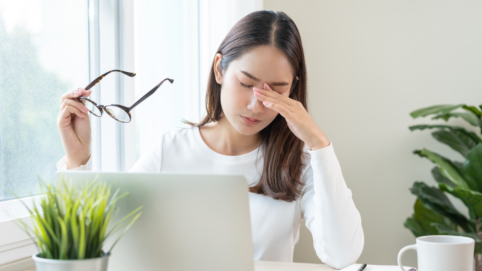 Eye health: How to support your eyes in a screen-filled world